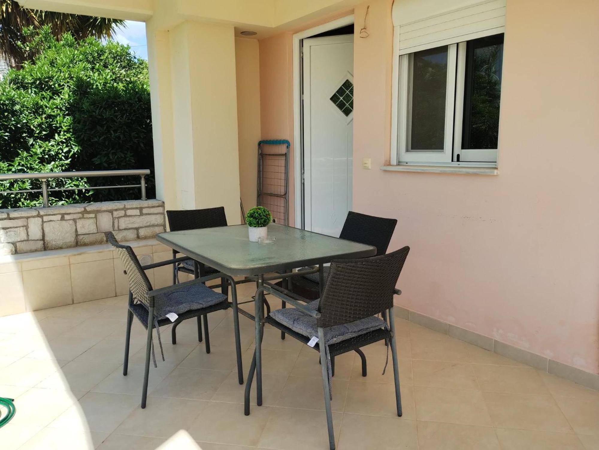 Kalamata Beach Maisonette Exterior photo