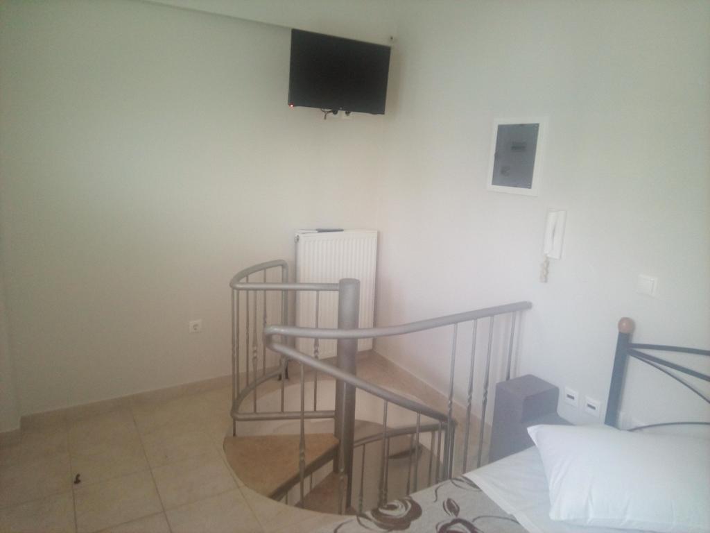Kalamata Beach Maisonette Exterior photo